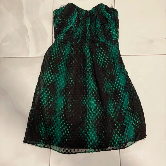 Alice & Trixie Silk Strapless Sweetheart Dress - Picture 2 of 7